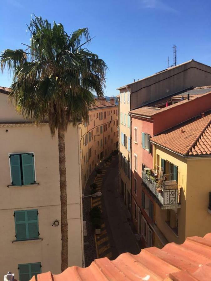 Les Chambres D'Agatha Sanary-sur-Mer Luaran gambar