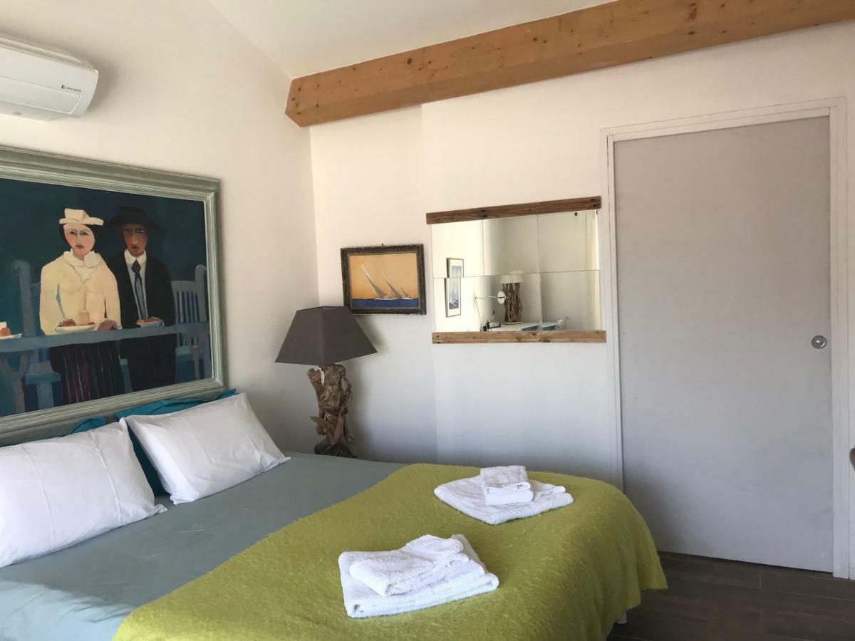 Les Chambres D'Agatha Sanary-sur-Mer Luaran gambar